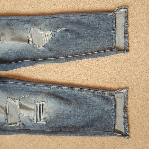 Maurices high rise super skinny button fly destructed jeans size 16W - Picture 4 of 12